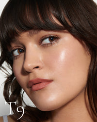 block The white pod packaging of Seamless Skin Enhancing Tint by Lisa Eldridge